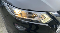 Nissan Qashqai 1.3 DiG-T N-Connecta 5dr Petrol Hatchback